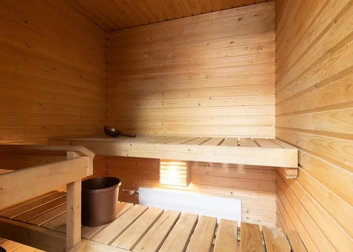 Convenient For 2 With Sauna In Vuosaari דירה