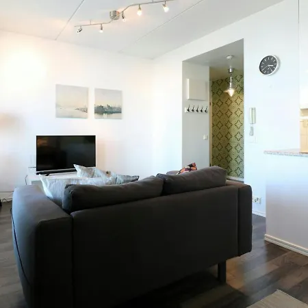 Convenient For 2 With Sauna In Vuosaari Apartment *